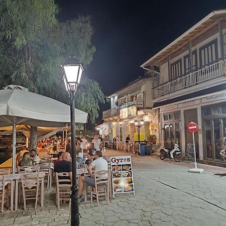 Politis' Wooden House Apartment Vasiliki  Luaran gambar
